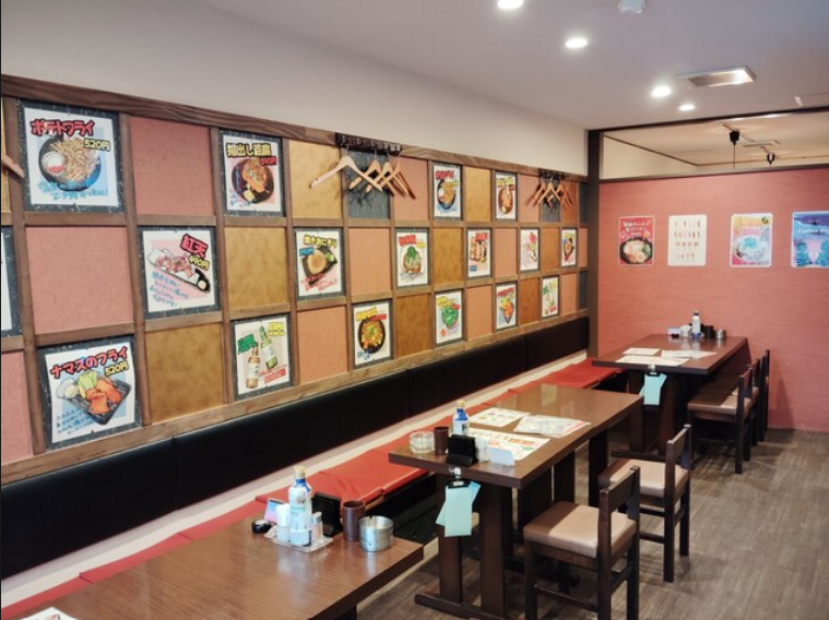 やきとり一番星 店内